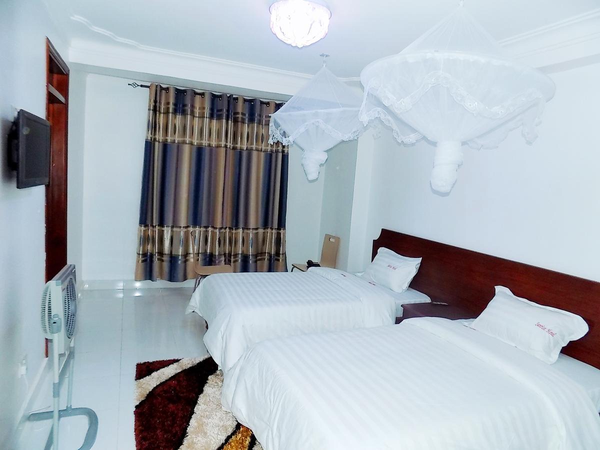 Sunrise Hotel Kampala Kültér fotó