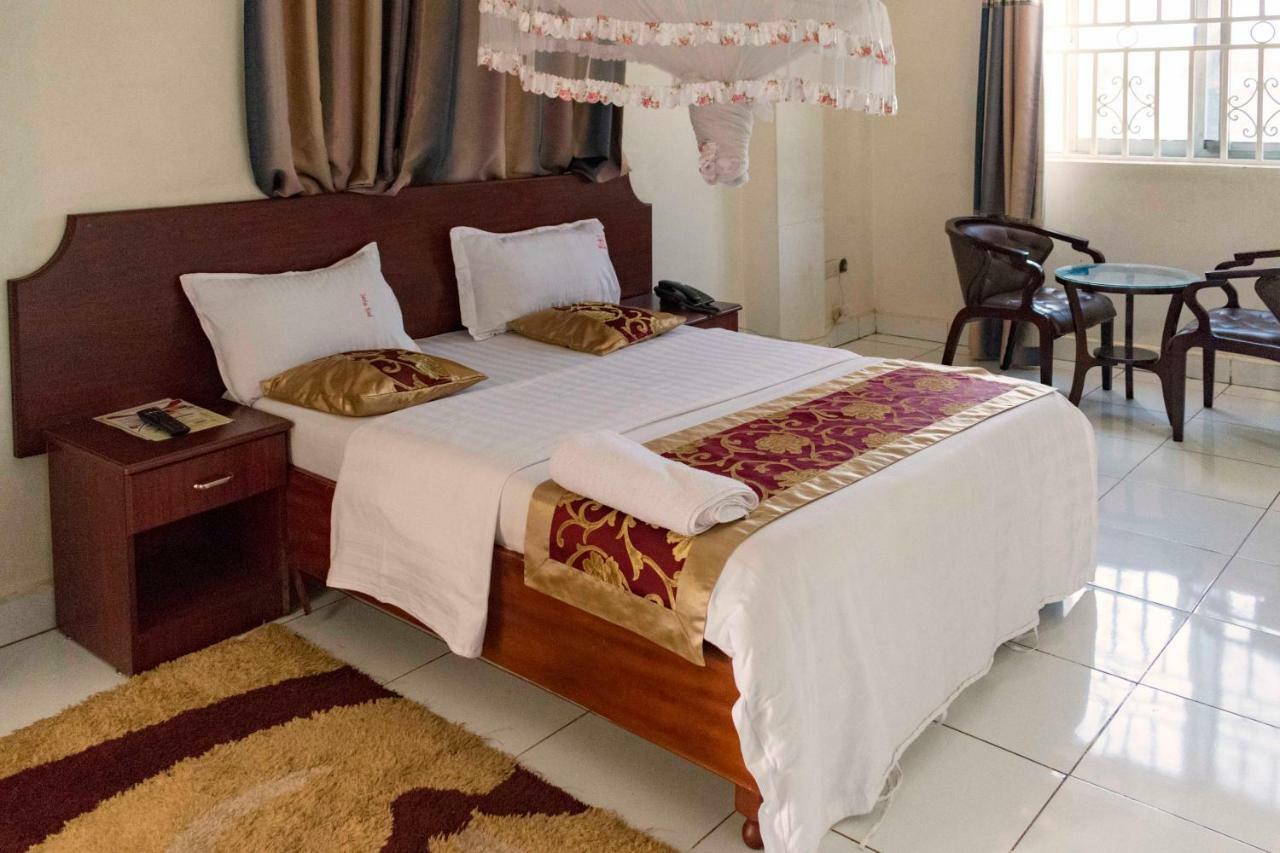 Sunrise Hotel Kampala Kültér fotó
